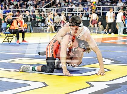 Thumbnail 1 in NYSPHSAA Division 2 State Championships (Round 2, 101 to 145) photogallery.
