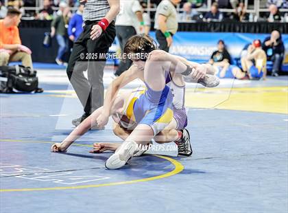 Thumbnail 2 in NYSPHSAA Division 2 State Championships (Round 2, 101 to 145) photogallery.