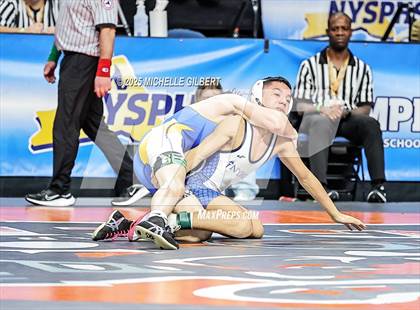 Thumbnail 1 in NYSPHSAA Division 2 State Championships (Round 2, 101 to 145) photogallery.