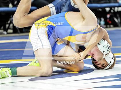 Thumbnail 1 in NYSPHSAA Division 2 State Championships (Round 2, 101 to 145) photogallery.