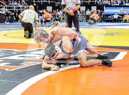 Thumbnail 1 in NYSPHSAA Division 2 State Championships (Round 2, 101 to 145) photogallery.