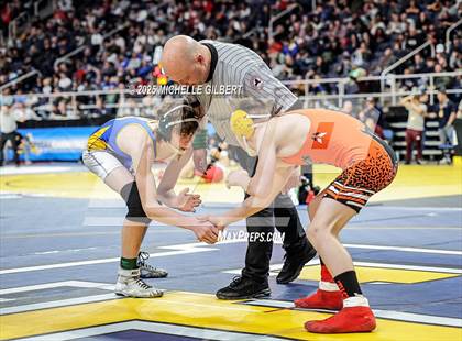 Thumbnail 2 in NYSPHSAA Division 2 State Championships (Round 2, 101 to 145) photogallery.