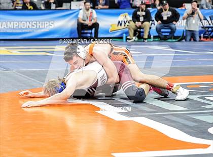 Thumbnail 2 in NYSPHSAA Division 2 State Championships (Round 2, 101 to 145) photogallery.
