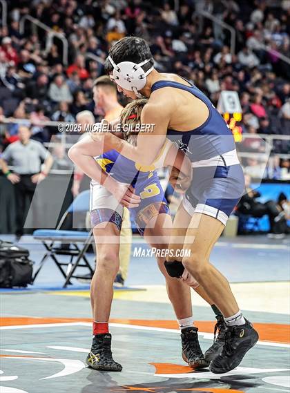 Thumbnail 1 in NYSPHSAA Division 2 State Championships (Round 2, 101 to 145) photogallery.