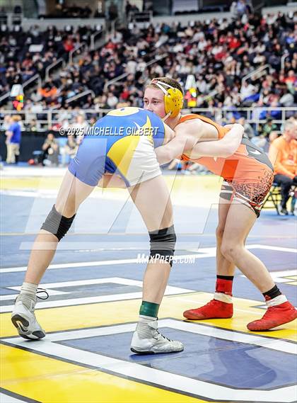 Thumbnail 2 in NYSPHSAA Division 2 State Championships (Round 2, 101 to 145) photogallery.