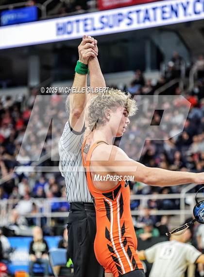 Thumbnail 3 in NYSPHSAA Division 2 State Championships (Round 2, 101 to 145) photogallery.