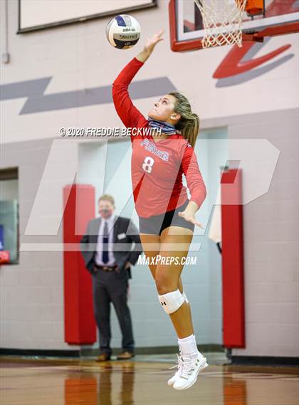 Thumbnail 2 in Lindsay @ Ponder photogallery.
