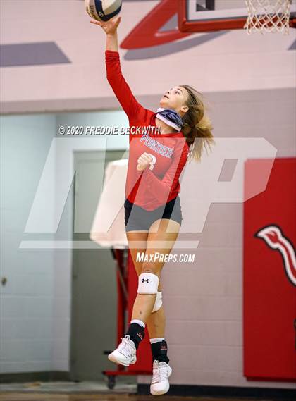 Thumbnail 1 in Lindsay @ Ponder photogallery.