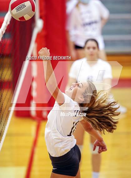 Thumbnail 3 in Lindsay @ Ponder photogallery.