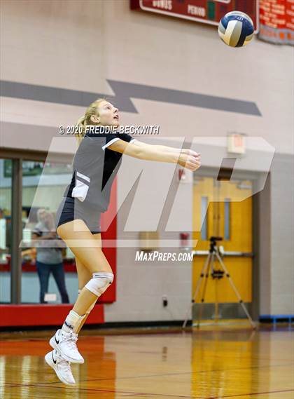 Thumbnail 2 in Lindsay @ Ponder photogallery.