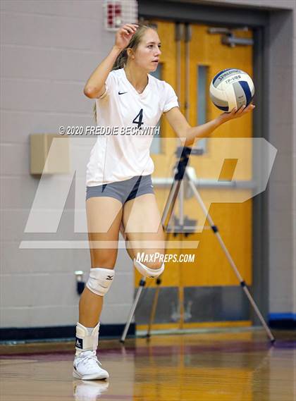 Thumbnail 2 in Lindsay @ Ponder photogallery.