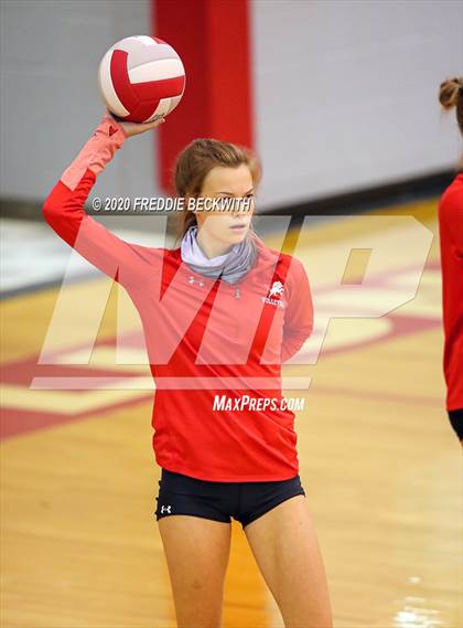 Thumbnail 2 in Lindsay @ Ponder photogallery.