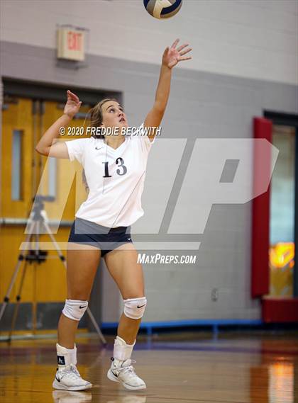 Thumbnail 1 in Lindsay @ Ponder photogallery.