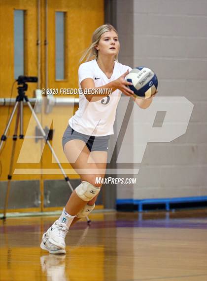Thumbnail 2 in Lindsay @ Ponder photogallery.