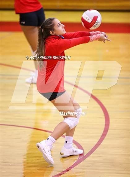 Thumbnail 1 in Lindsay @ Ponder photogallery.