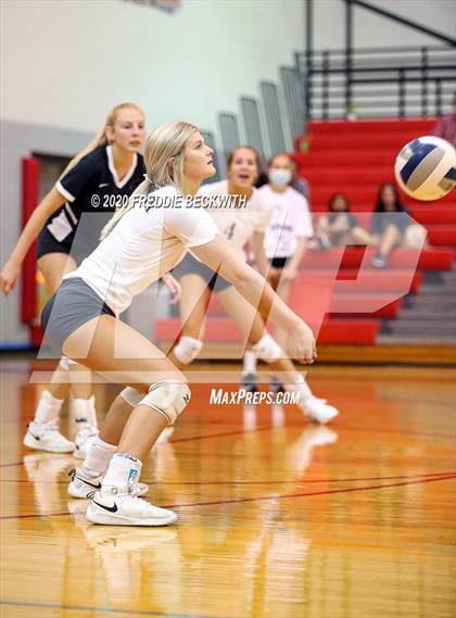 Thumbnail 3 in Lindsay @ Ponder photogallery.