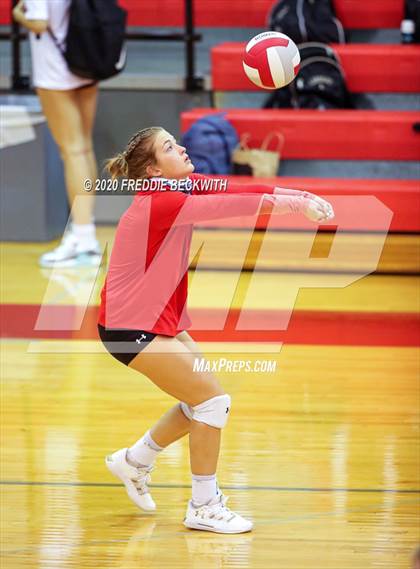 Thumbnail 3 in Lindsay @ Ponder photogallery.