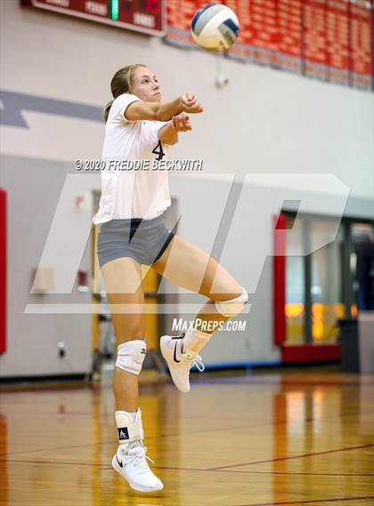 Thumbnail 1 in Lindsay @ Ponder photogallery.