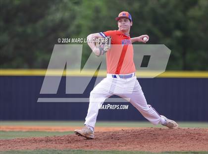 Thumbnail 1 in Weddington vs. Marvin Ridge (Southern Carolina 4A semifinal) photogallery.