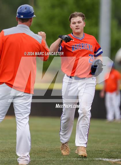 Thumbnail 1 in Weddington vs. Marvin Ridge (Southern Carolina 4A semifinal) photogallery.