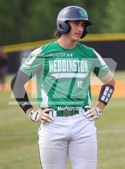 Thumbnail 2 in Weddington vs. Marvin Ridge (Southern Carolina 4A semifinal) photogallery.