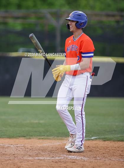 Thumbnail 1 in Weddington vs. Marvin Ridge (Southern Carolina 4A semifinal) photogallery.