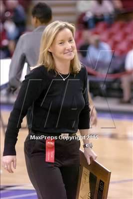 Thumbnail 3 in Archbishop Mitty vs. Carondelet (NorCal D2 Final)#1 photogallery.