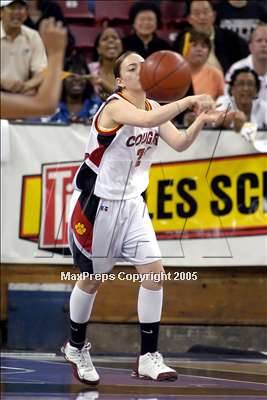 Thumbnail 2 in Archbishop Mitty vs. Carondelet (NorCal D2 Final)#1 photogallery.