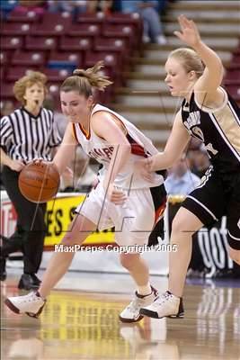 Thumbnail 1 in Archbishop Mitty vs. Carondelet (NorCal D2 Final)#1 photogallery.