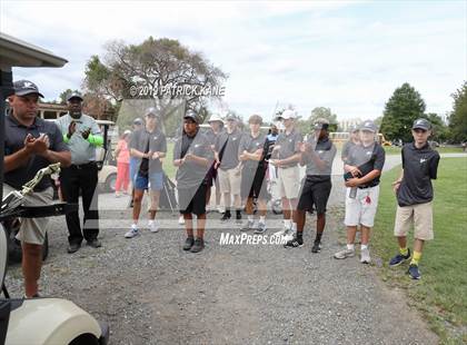 Thumbnail 2 in Arlington County Golf Match photogallery.