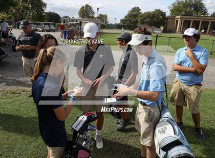 Thumbnail 2 in Arlington County Golf Match photogallery.