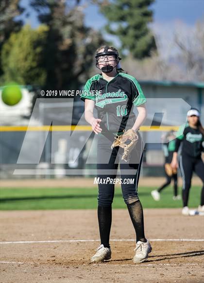 Thumbnail 1 in Notre Dame (SO) @ Granada Hills Charter photogallery.