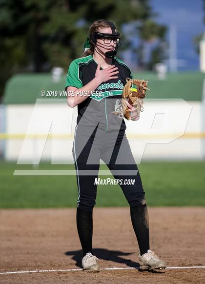 Thumbnail 2 in Notre Dame (SO) @ Granada Hills Charter photogallery.