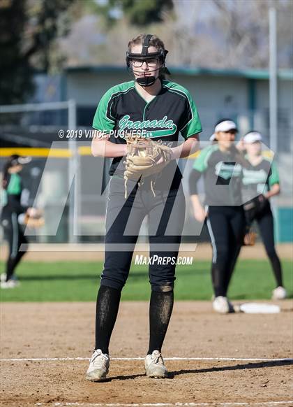 Thumbnail 2 in Notre Dame (SO) @ Granada Hills Charter photogallery.