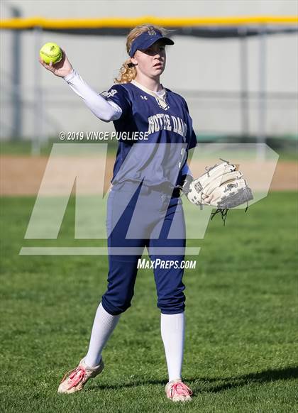 Thumbnail 1 in Notre Dame (SO) @ Granada Hills Charter photogallery.