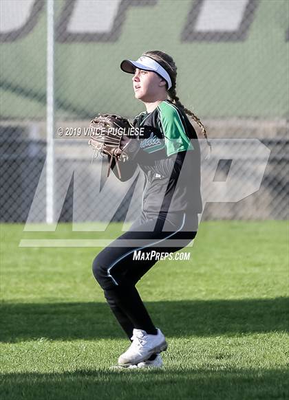 Thumbnail 1 in Notre Dame (SO) @ Granada Hills Charter photogallery.