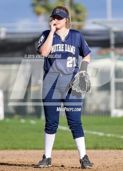 Thumbnail 1 in Notre Dame (SO) @ Granada Hills Charter photogallery.