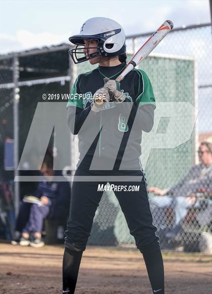 Thumbnail 3 in Notre Dame (SO) @ Granada Hills Charter photogallery.