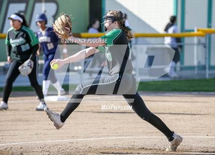 Thumbnail 1 in Notre Dame (SO) @ Granada Hills Charter photogallery.