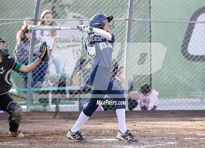 Thumbnail 3 in Notre Dame (SO) @ Granada Hills Charter photogallery.