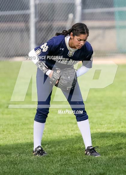 Thumbnail 1 in Notre Dame (SO) @ Granada Hills Charter photogallery.
