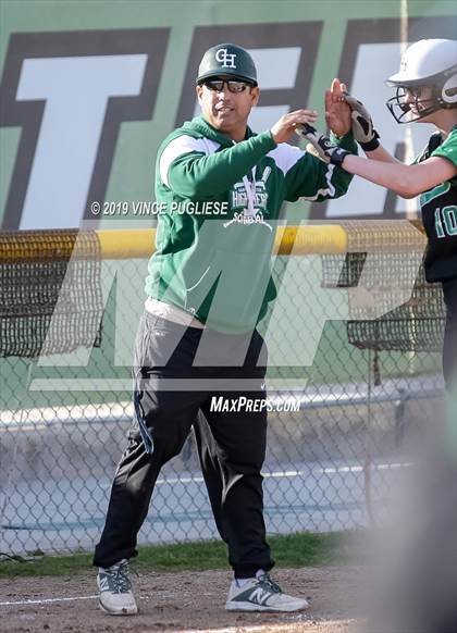 Thumbnail 2 in Notre Dame (SO) @ Granada Hills Charter photogallery.