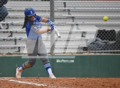Thumbnail 1 in Somerset vs SA Roosevelt (NEISD Tournament) photogallery.
