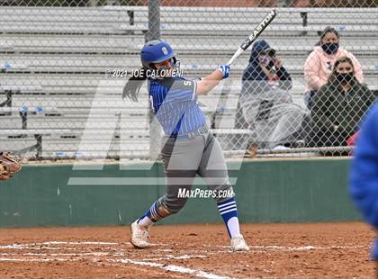 Thumbnail 3 in Somerset vs SA Roosevelt (NEISD Tournament) photogallery.
