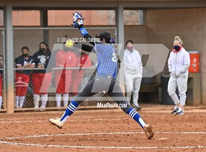 Thumbnail 3 in Somerset vs SA Roosevelt (NEISD Tournament) photogallery.