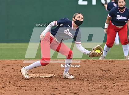 Thumbnail 2 in Somerset vs SA Roosevelt (NEISD Tournament) photogallery.