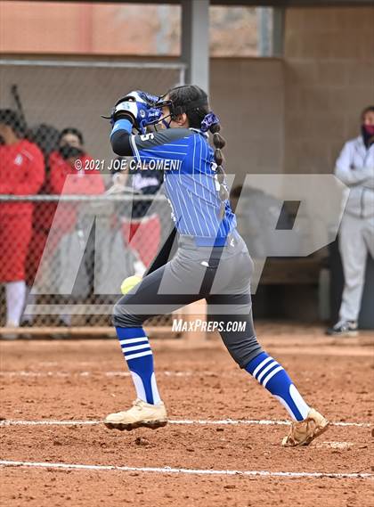 Thumbnail 3 in Somerset vs SA Roosevelt (NEISD Tournament) photogallery.