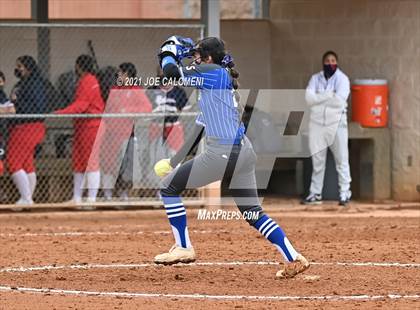 Thumbnail 3 in Somerset vs SA Roosevelt (NEISD Tournament) photogallery.