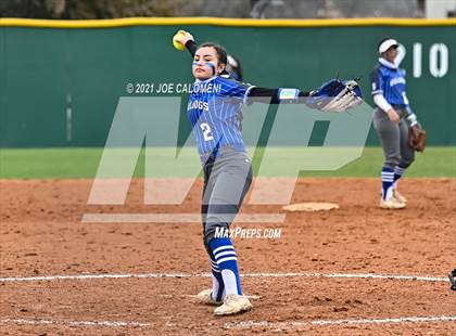 Thumbnail 1 in Somerset vs SA Roosevelt (NEISD Tournament) photogallery.