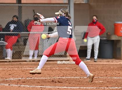 Thumbnail 3 in Somerset vs SA Roosevelt (NEISD Tournament) photogallery.